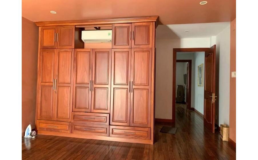 Bán Nhà riêng, Linh Trung, Thủ Đức, Cách trường Lê Quý Đôn 200m, 115m2, 5T, Hầm rộng, Nhà Đẹp Ở Ngay